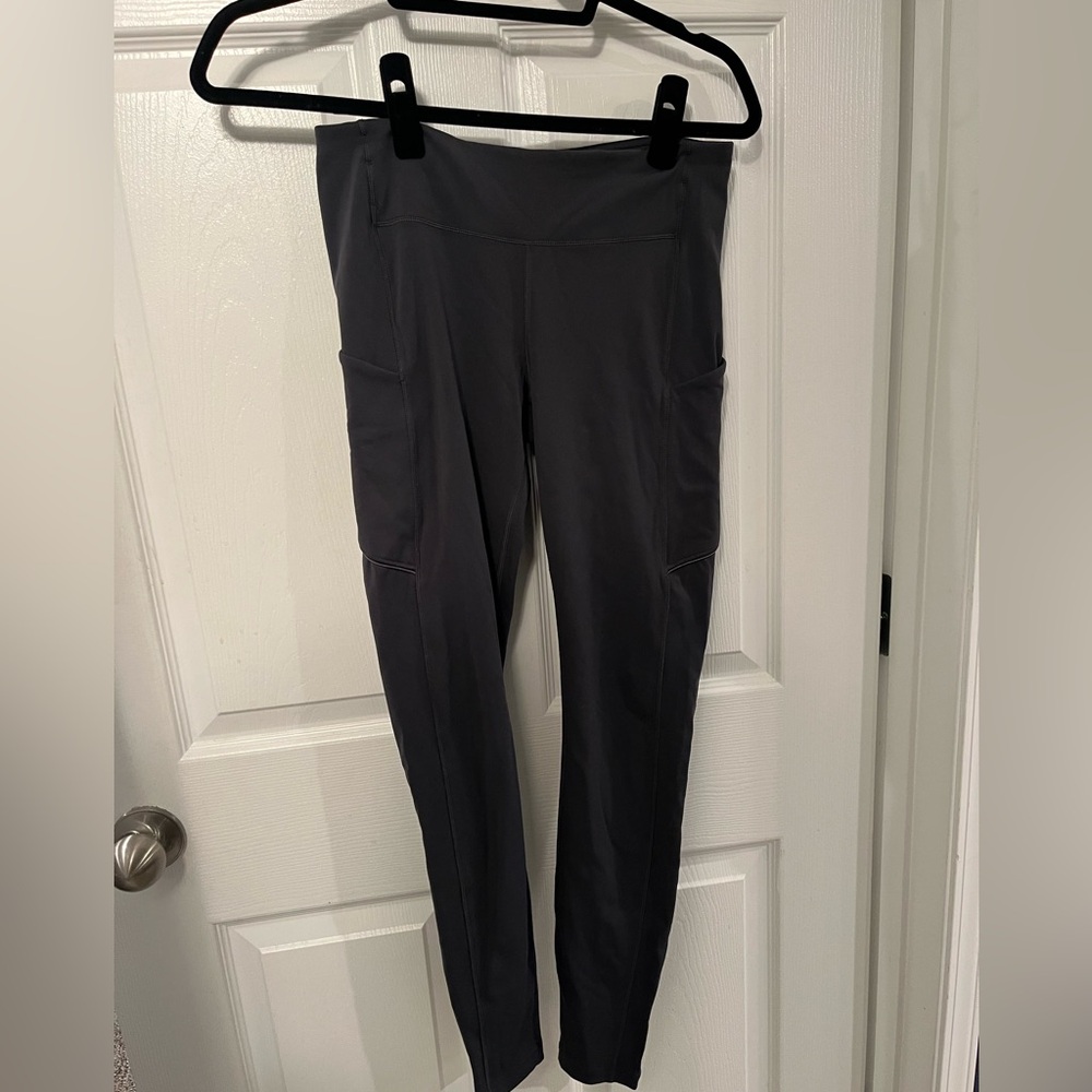 Lululemon Speed Up Tight *Full-On Luxtreme 28"